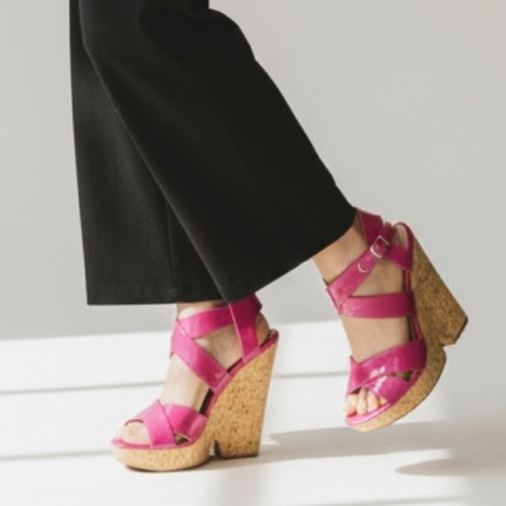Chinese Laundry Fuchsia Strappy Sandals Women’s Size 9.5 NWOT - Picture 3 of 9